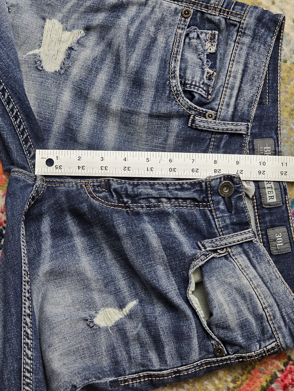BKE Buckle Jeans Mens Carter Bootleg 30L 30x35 Blue Denim Medium Wash Distressed - Picture 13 of 14